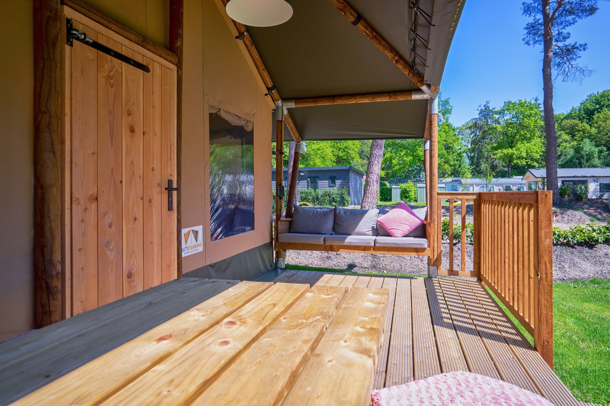 E 60bf6c0a0de4b